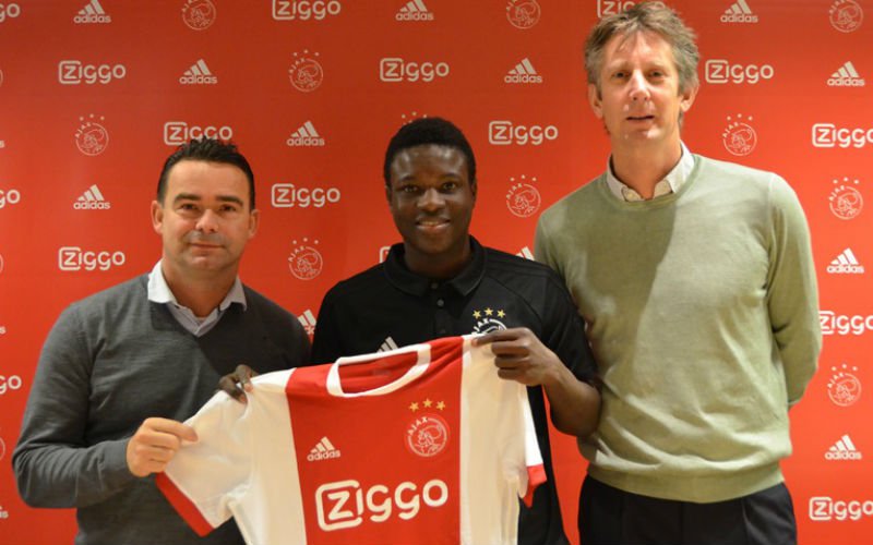 OFFICIEEL: Bandé trekt voor 5 seizoenen naar Ajax en heeft opvallende boodschap voor Mechelen