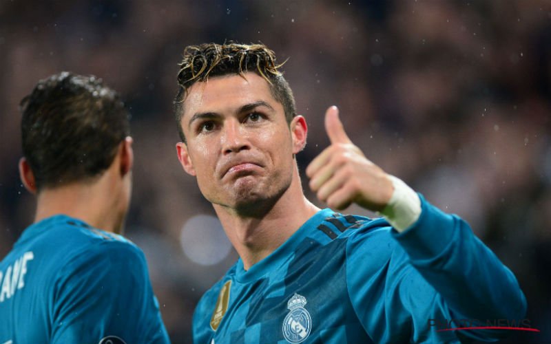Ronaldo kwam, zag en overwon; Bayern doet gouden zaak