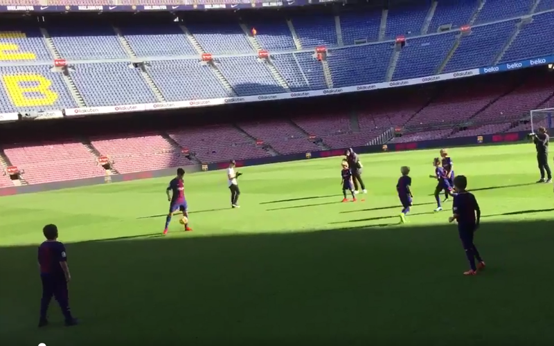 Bizar: Dit doet Coutinho op eerste dag in loondienst bij Barça (Video)