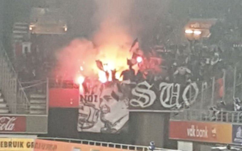 Charleroi-fans steken Ghelamco Arena in brand