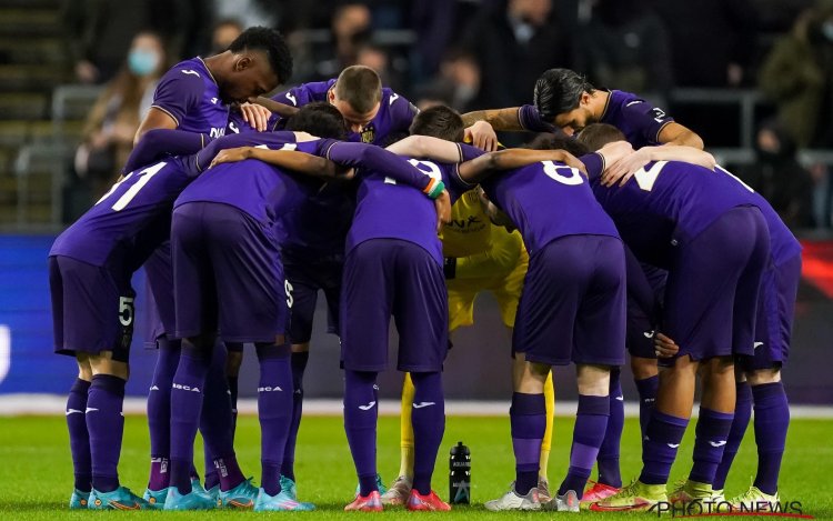 'Anderlecht-supporters zijn geschokt: Twee spelers maken paars-wit te schande'