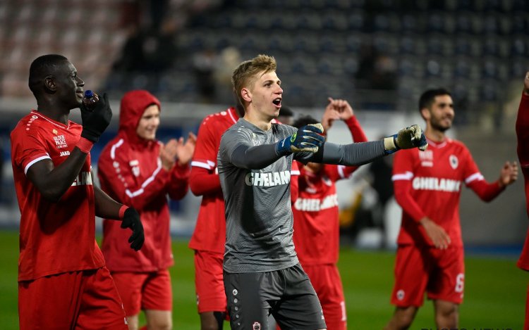Antwerp-supporters genieten na overwinning: 