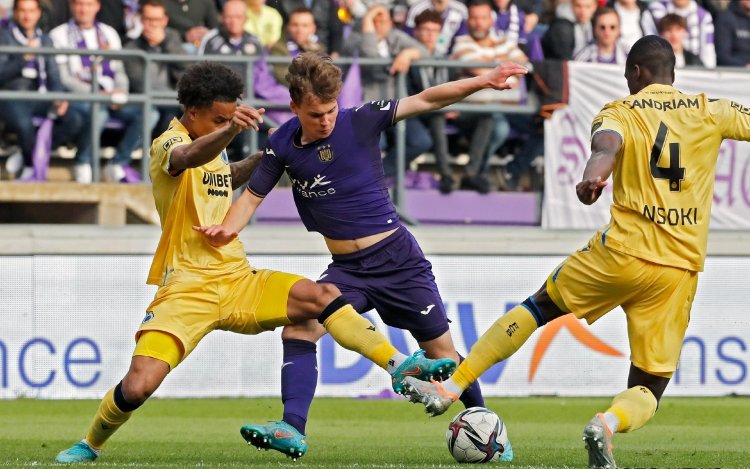 Club-fans slaan allemaal tilt na openingsfase tegen Anderlecht: 