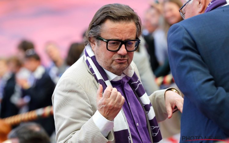 Marc Coucke laat Anderlecht even links liggen en vlamt weg in verrassend voertuig