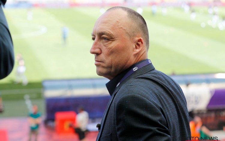 'Déze verrassende naam zal bij Anderlecht mee beslissen over nieuwe hoofdtrainer'