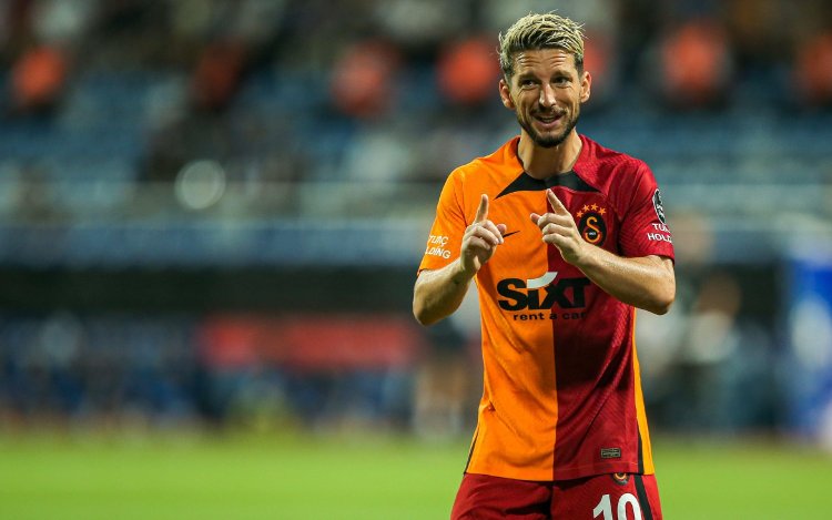 Mertens kan na Galatasaray voetbalwereld verbazen met 'Transfer van het Jaar'