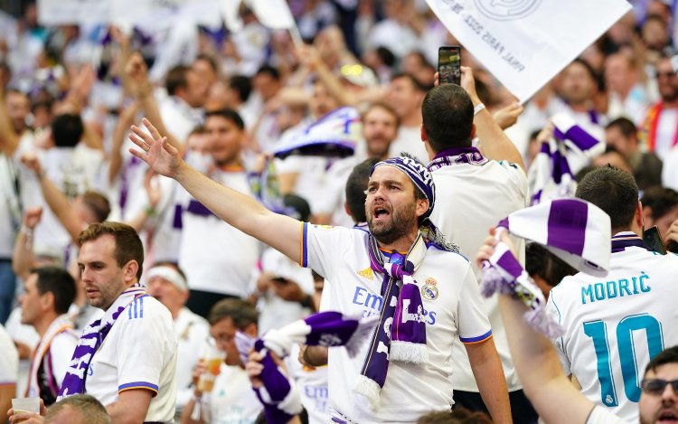 Real Madrid-fans door dolle heen door Hazard: “Yes, yes! Papa, papa!” (VIDEO)