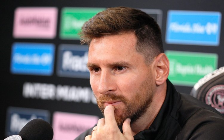 Fans schrikken: 'Lionel Messi zorgt voor bijzonder spectaculair transfernieuws'