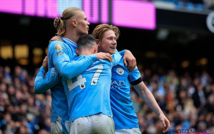 Haaland kijkt met grote ogen naar De Bruyne: 