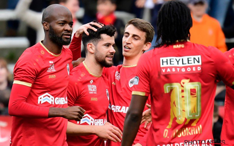 'Totale leegloop bij Antwerp FC: De ene sterkhouder na de andere vertrekt'