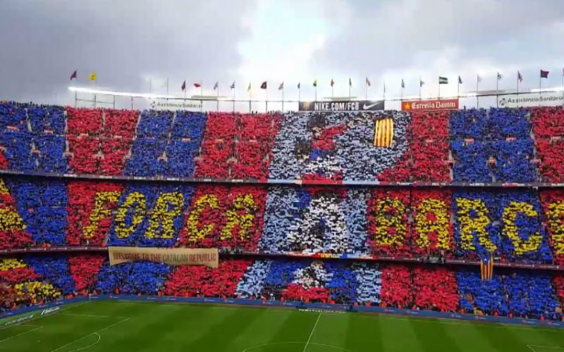 Camp Nou is klaar voor een zinderende Clasico: kippenvel! (Video)