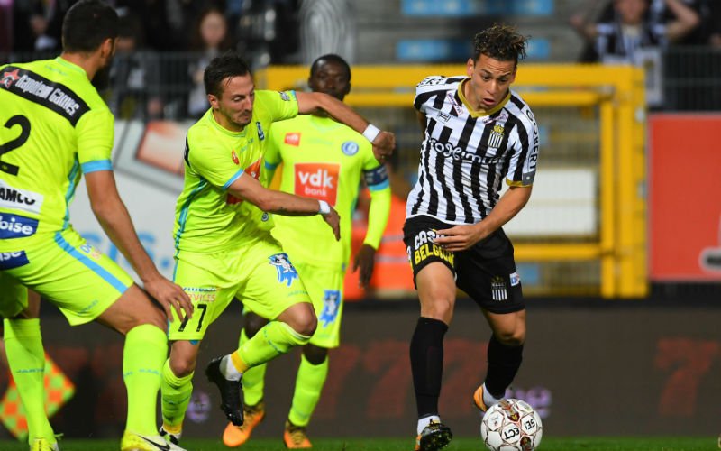 Charleroi-speler Benavente komt met fikse waarschuwing voor Club Brugge