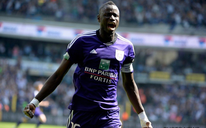 'Cheikhou Kouyaté kondigt spraakmakende terugkeer naar Anderlecht aan'