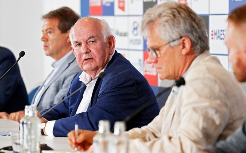 Nieuwe hoofdcoach bij AA Gent: 'Hij gaat snel overnemen'