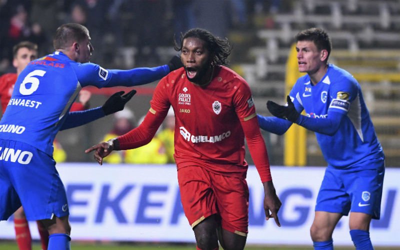 'Anderlecht is in vergevorderde onderhandelingen met Dieumerci Mbokani'