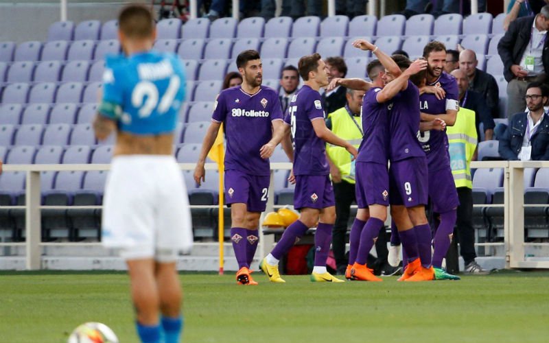 Titelambities Napoli krijgen stevige knauw na nederlaag tegen Fiorentina
