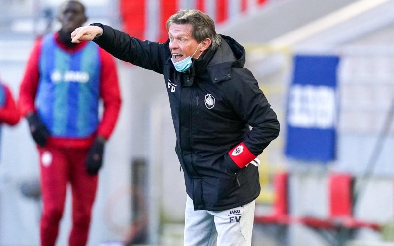 Frank Vercauteren haalt keihard uit bij Antwerp: 