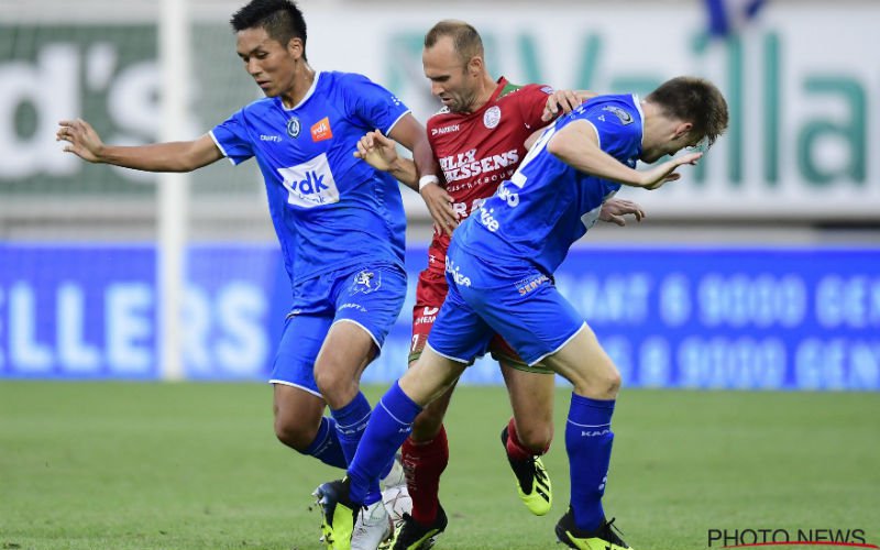 Debutant David redt AA Gent in blessuretijd en voorkomt 0 op 6