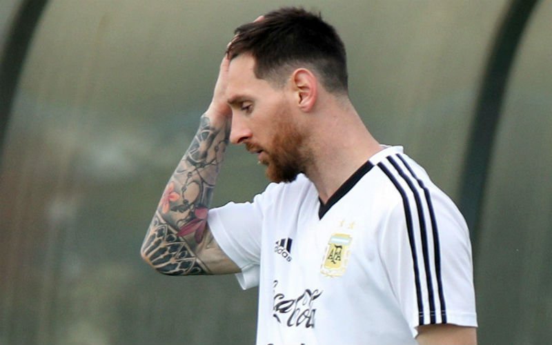 Bondscoach heeft vlak voor eerste match belangrijk nieuws over Lionel Messi