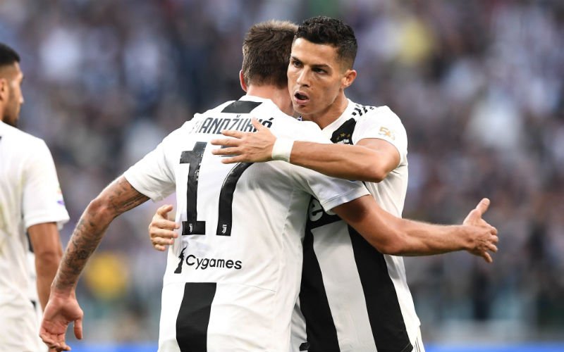 Assistkoning Ronaldo helpt Juve aan zege, ondanks vroege goal Mertens