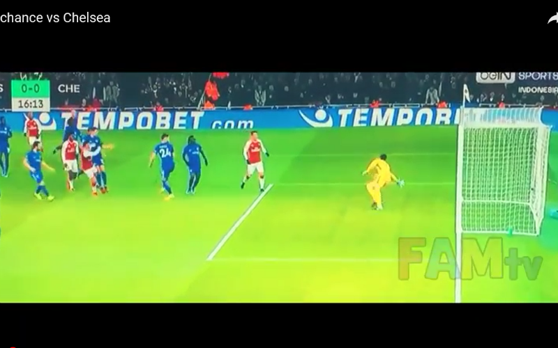 Courtois houdt Arsenal op miraculeuze manier van doelpunt (Video)