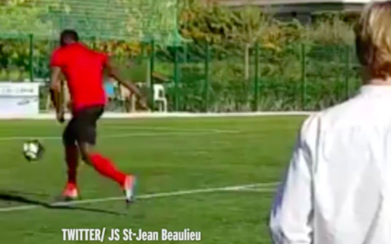 Dortmund kijkt met grote ogen naar een voetballende Usain Bolt (Video)