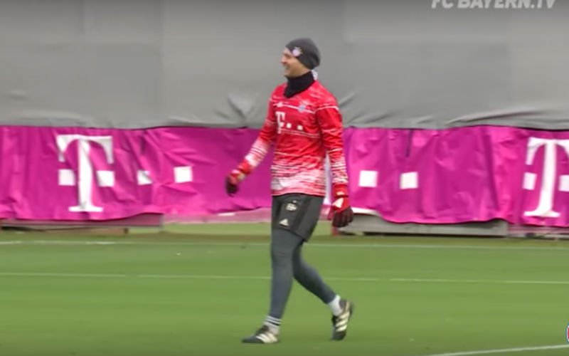 Neuer voor spits! Doelman van Bayern scoort een schitterende goal (Video)
