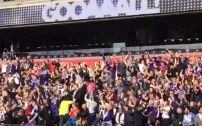 Zo vieren Anderlecht-fans goal van Hanni in eigen stadion (Video)