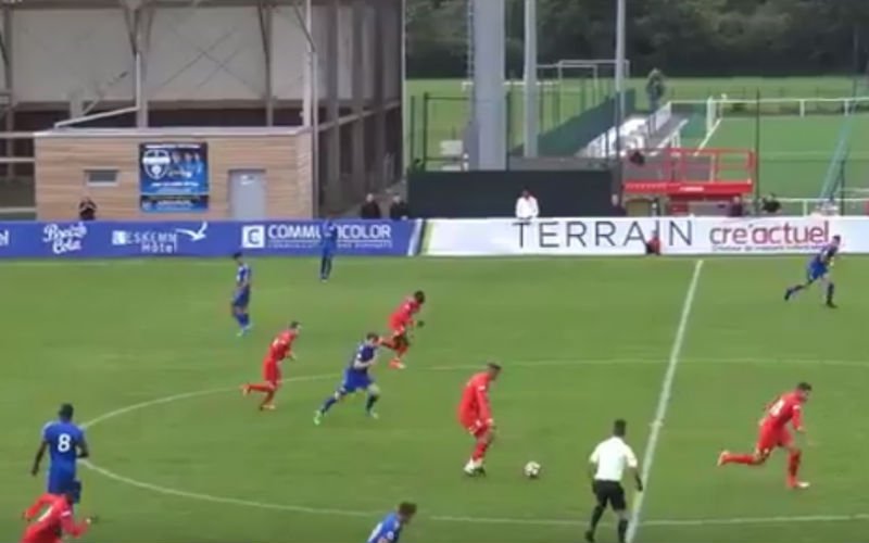 Speler van Standard scoort deze ongelofelijke goal (Video)