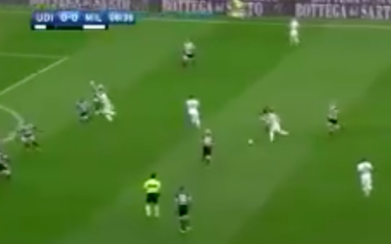 Milan-speler maakt buitengewoon mooi doelpunt (Video)