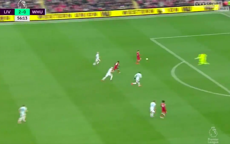 Firmino kan het niet laten en maakt alweer 'No Look-goal' (Video)