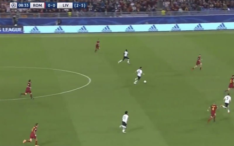 Radja gaat stevig in de fout en Liverpool maakt er meteen 0-1 van (Video)