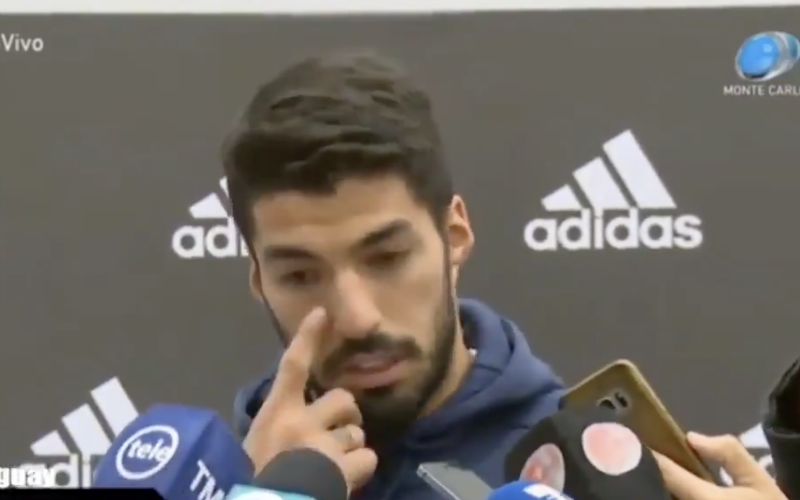 Luis Suarez tot tranen toe bewogen, de reden is pakkend (Video)