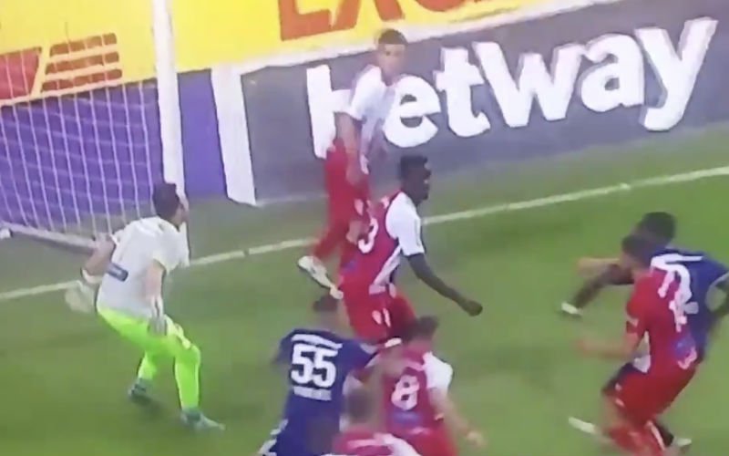 Anderlecht-verdediger Vranjes komt goed weg na slag 