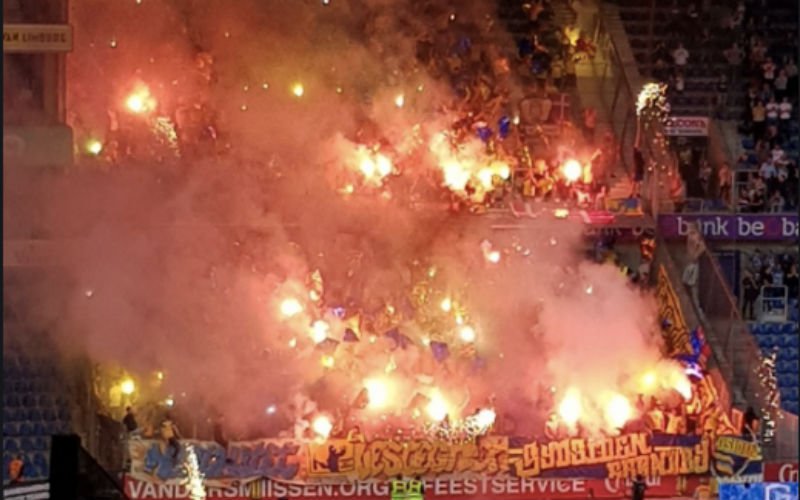 Bröndby-fans zetten stadion van Genk in brand