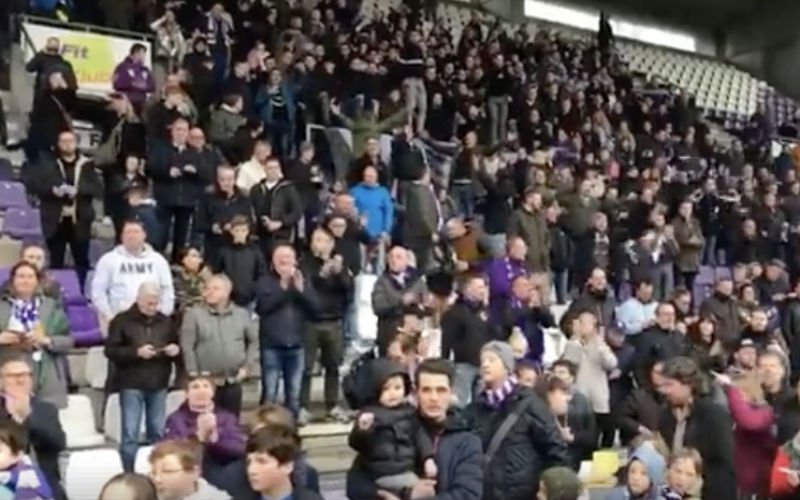 Indrukwekkend: Beerschot-fans met dit enorme aantal op afsluitende training (VIDEO)