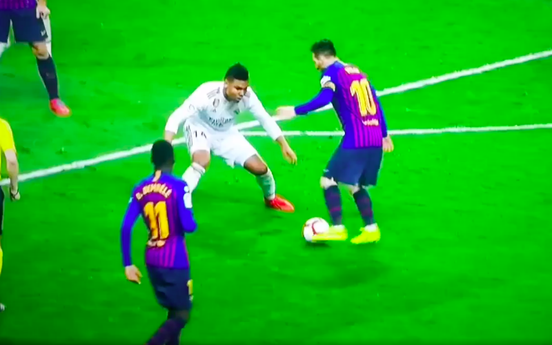 Lionel Messi maakt einde aan de carrière van Casemiro (VIDEO)