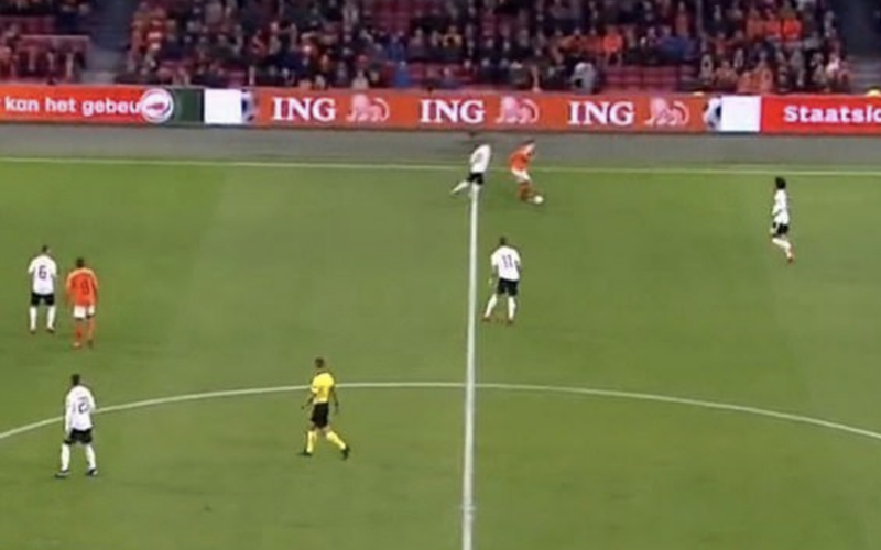 Frenkie de Jong beëindigt de carrière van Toni Kroos (VIDEO)