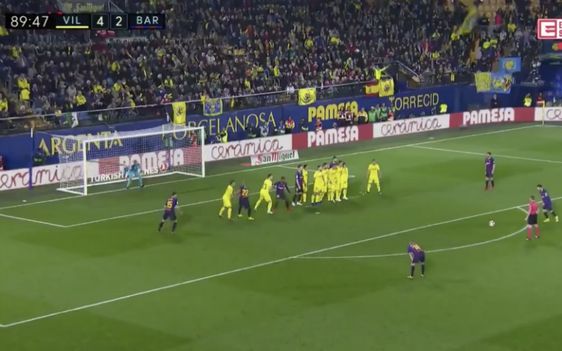 Messi en Suarez maken waanzinnige goals in blessuretijd (VIDEO)