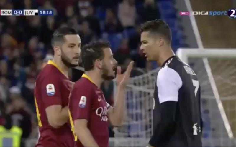 Ronaldo gaat zwaar over de schreef tijdens topper (VIDEO)