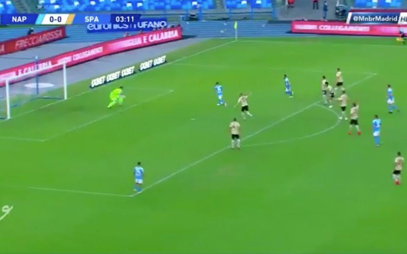 Dries Mertens maakt héérlijk doelpunt bij Napoli (VIDEO)