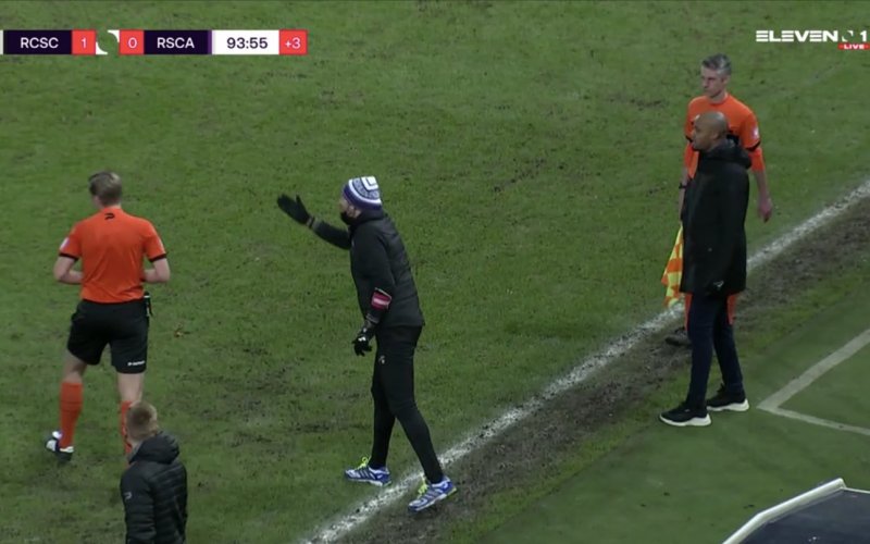 Nicolas Frutos gaat volledig door het lint na pijnlijke nederlaag Anderlecht