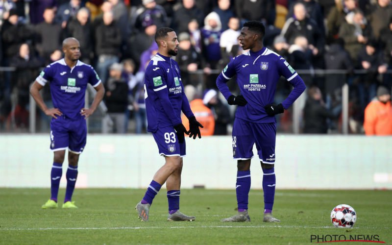 Anderlecht lijdt nu ook schipbreuk in Oostende, Play-off 1 heel ver weg