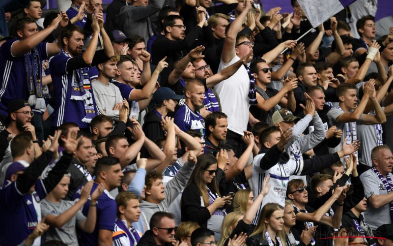 Pijnlijk: Anderlecht-fans gooien handdoek in de ring