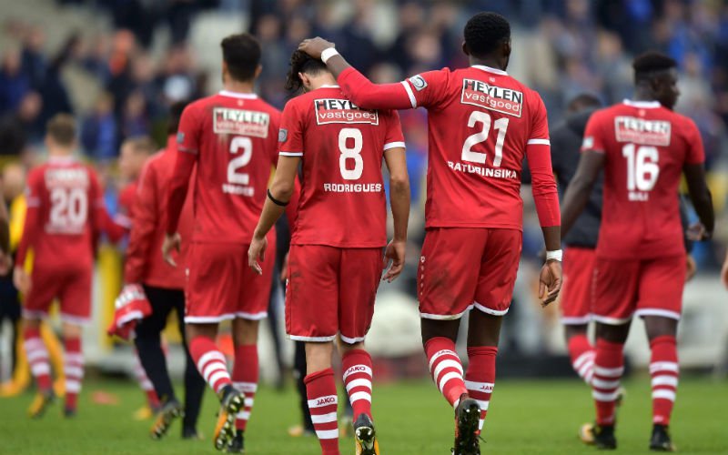 '7 spelers moeten afvloeien bij Antwerp FC'
