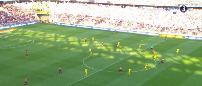 Daar is Mario Balotelli weer met een knap doelpunt (Video)