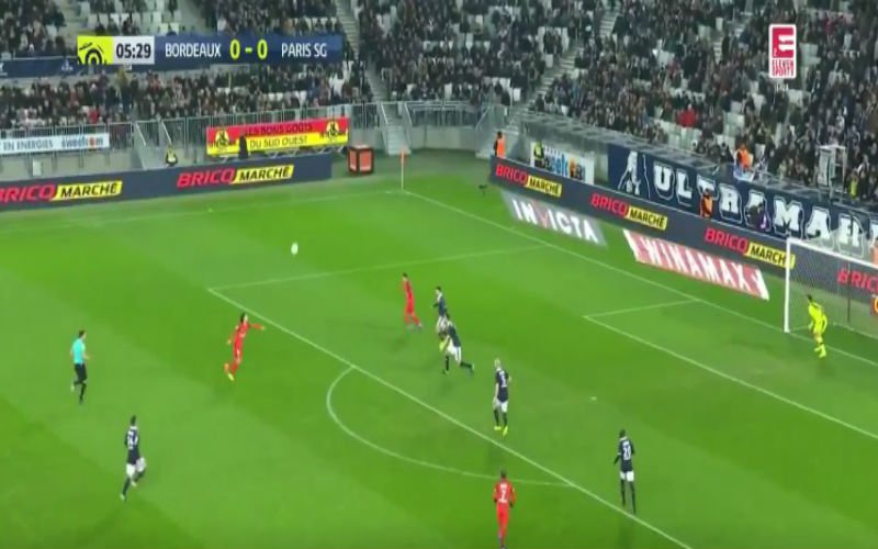 Edinson Cavani zet PSG op voorsprong met dit werelddoelpunt (Video)