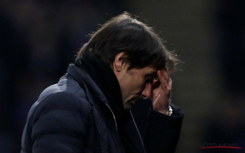 Chelsea neemt afscheid van Antonio Conte, die royale premie krijgt