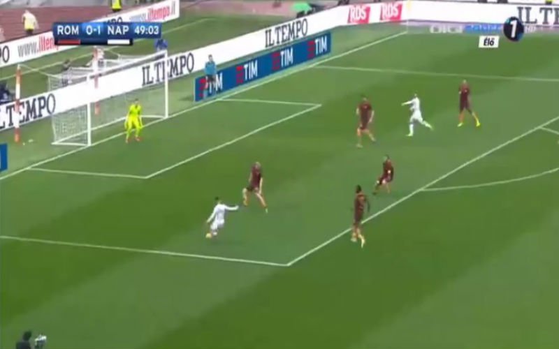 Mertens is nu helemaal los en scoort zijn tweede in topper tegen AS Roma (Video)