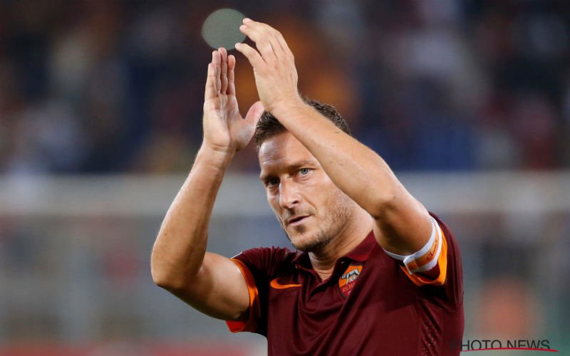 Schokkend: 'Totti stopt niet en is op weg naar deze club'